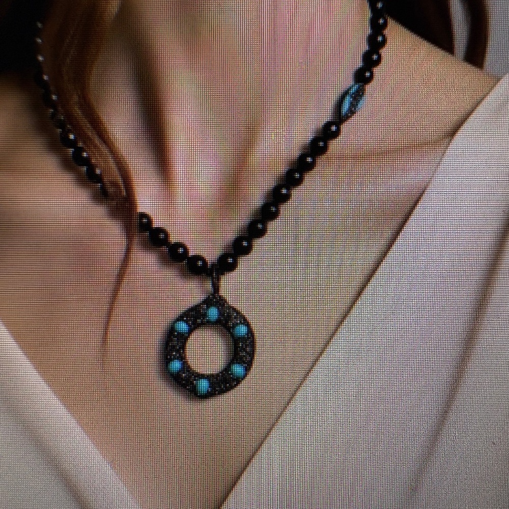 GORGEOUS STATMENT NECKLACE